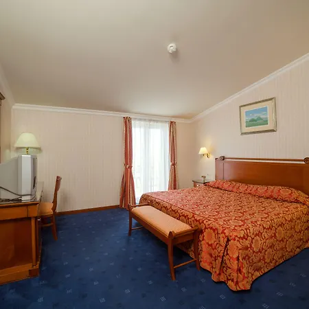 Szálloda Continental 3*