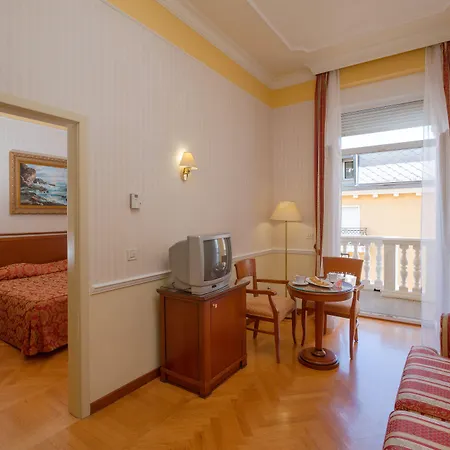 Szálloda Continental 3*