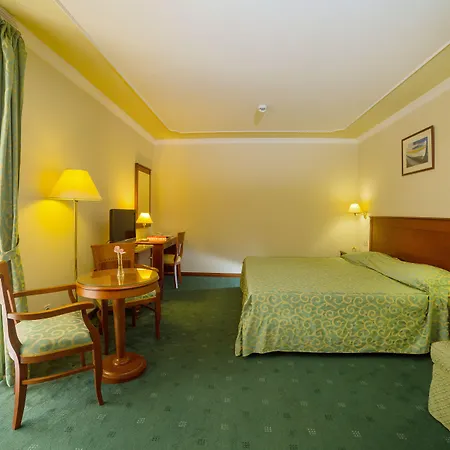 Continental Szálloda