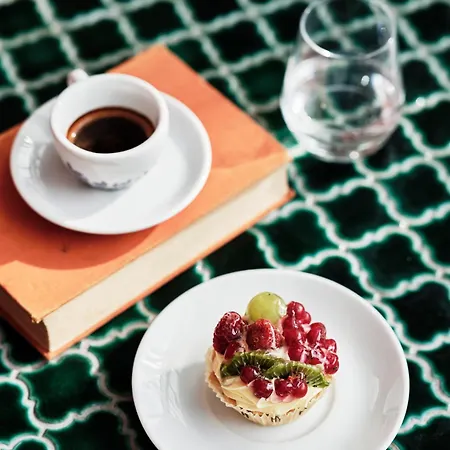 Continental 3* Abbázia