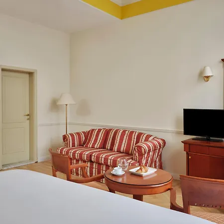 Continental 3* Abbázia