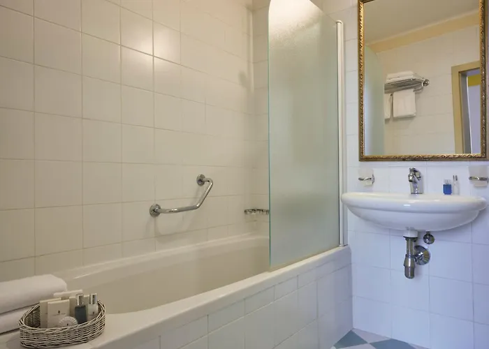 Continental Отель